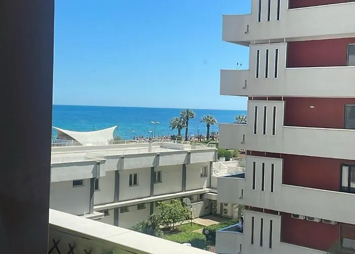 Pranayama & Zen Sea View Апартаменты Бари